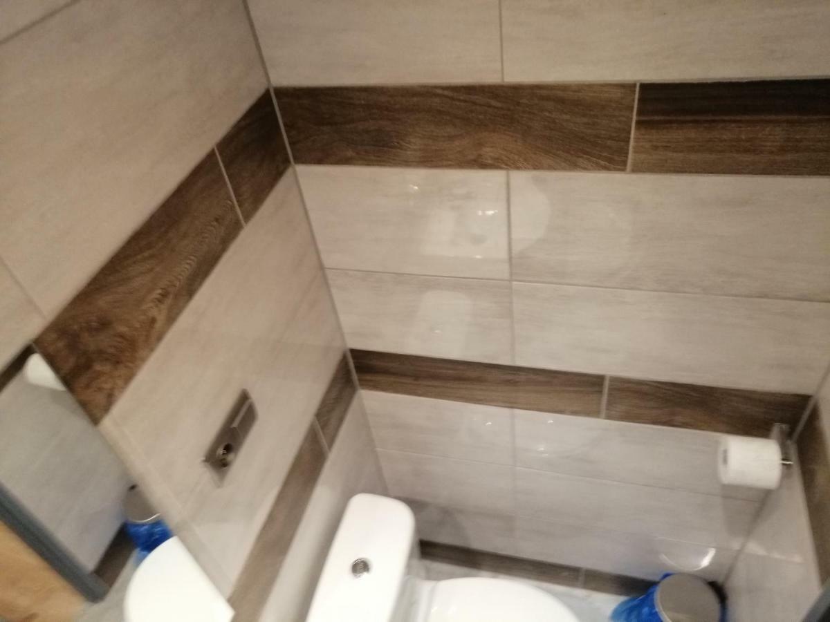 Pokoje Goscinne Polo Ζεστοκόβα Εξωτερικό φωτογραφία